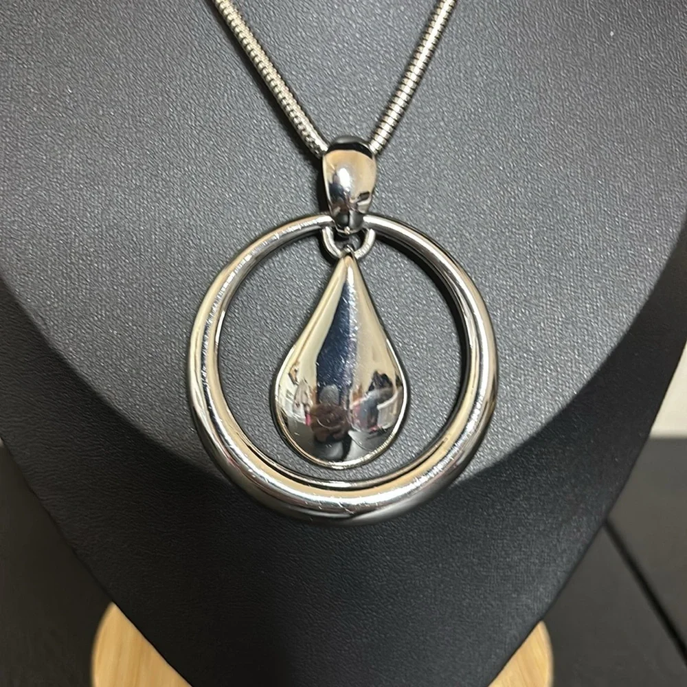 Chicos Silver Tone Slider Pendant Geometric Classy Necklace